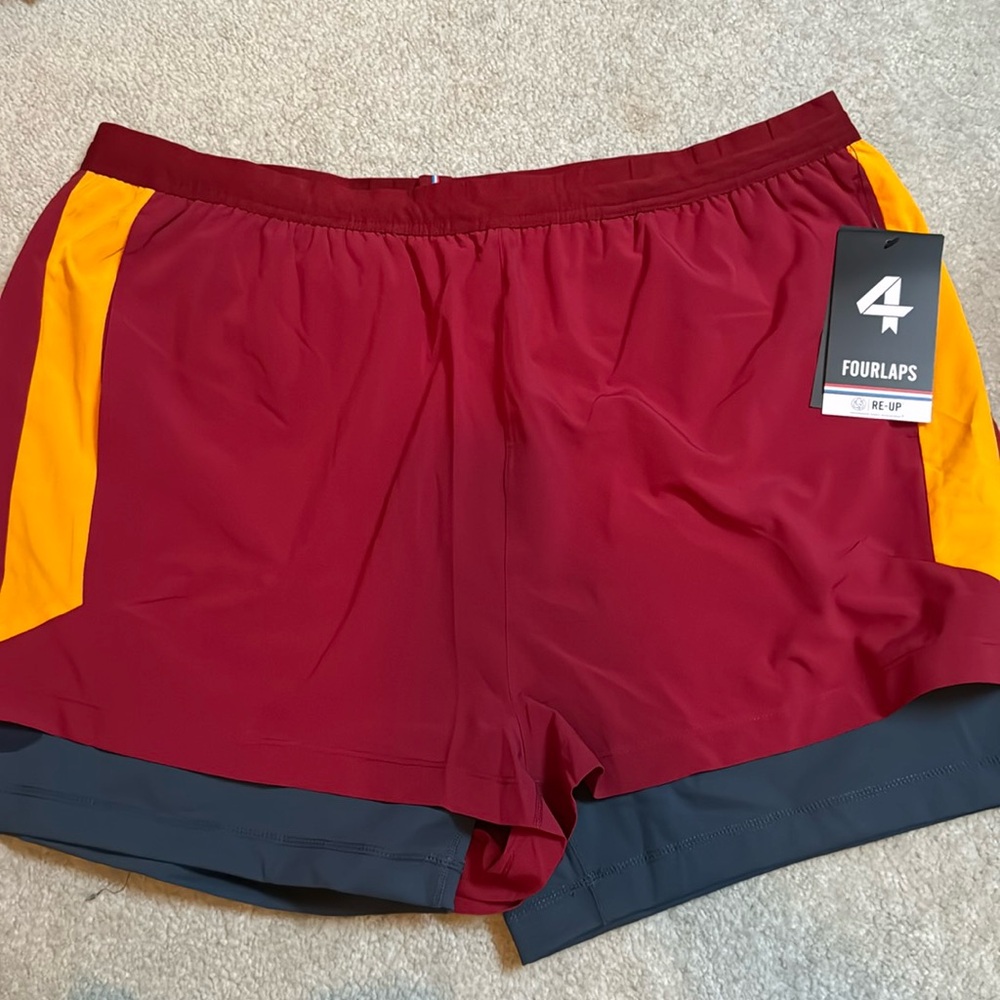 New with tags: Four Laps Command Short XL